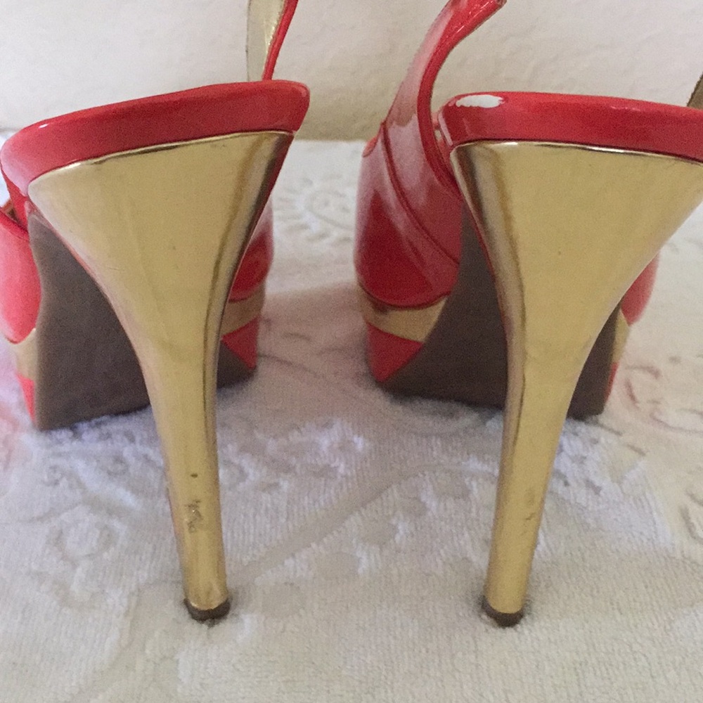 GUESS Shoes - Picture 3 of 6